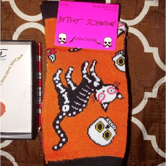 Betsy Johnson socks (2pair) - Picture 1 of 6